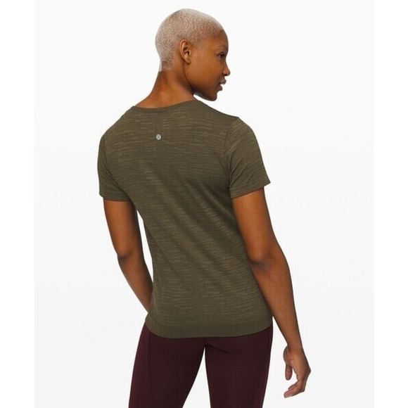 Lululemon Swiftly Tech Short Sleeve Relaxed Fit Camo Green Sz 8 Read - Picture 8 of 16